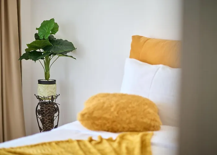 Ena Sunrise Summerland *